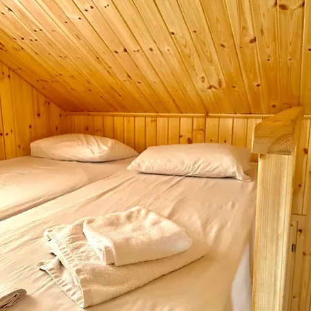 キャンプ場 Nirikos Spasmeni Vrisi