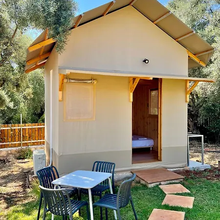 キャンプ場 Nirikos